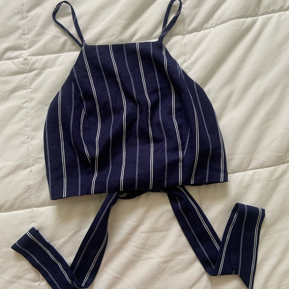 Blue stripped cropped tank